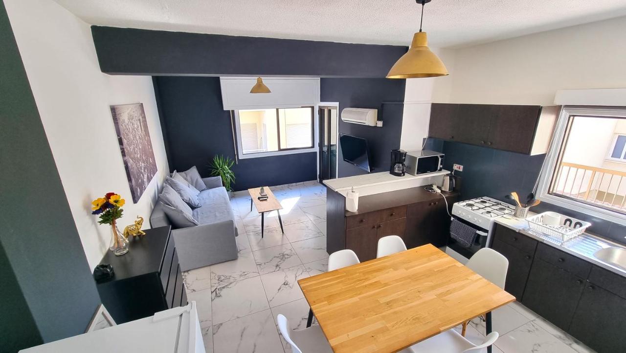 Cozy Beach Apt, Near Airport With 100Mbit Internet Lárnaca Exterior foto